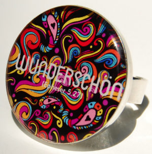 Ring: Wunderschön schwarz/weiss/Neontöne (25 mm)