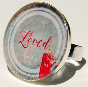 Ring: Loved rot/grau/weiss (25 mm)
