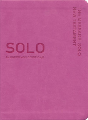 The Message: Eugene Peterson - Solo New Testament (pink)