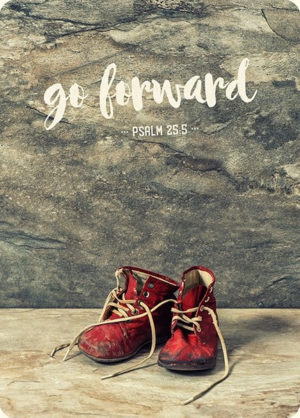 Postkarte: Go forward (XL)