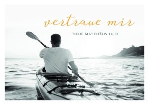 Postkarte: Vertraue mir (Black & White)