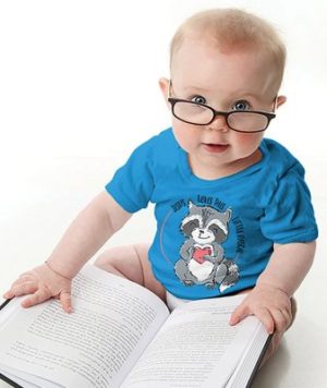 T-Shirt: Jesus Loves This Little Rascal, Raccoon (24 Monate)