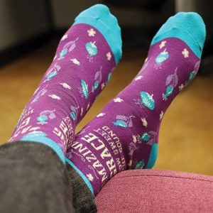 Socken: Amazing Grace, How Sweet the Sound