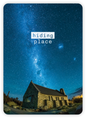 XL-Postkarte: Big Blessing – Hiding place